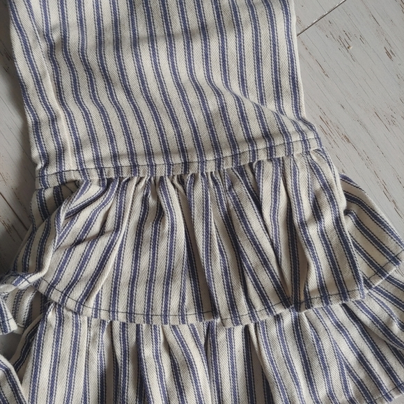 Persnickety double ruffle denim pants with sash - Picture 5 of 8